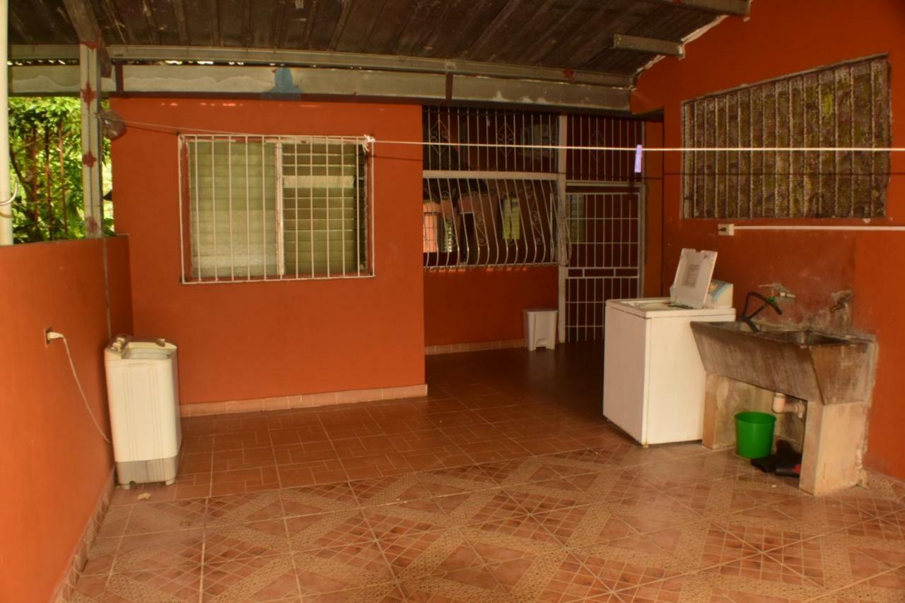 Hostel Bulaba Santa Fé Esterno foto